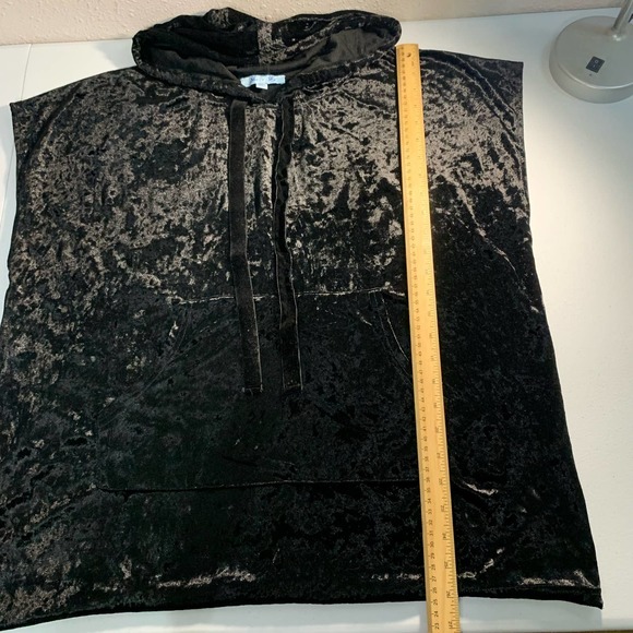 She +Sky Short Sleeve Hoodie Size 1XL - Picture 8 of 11